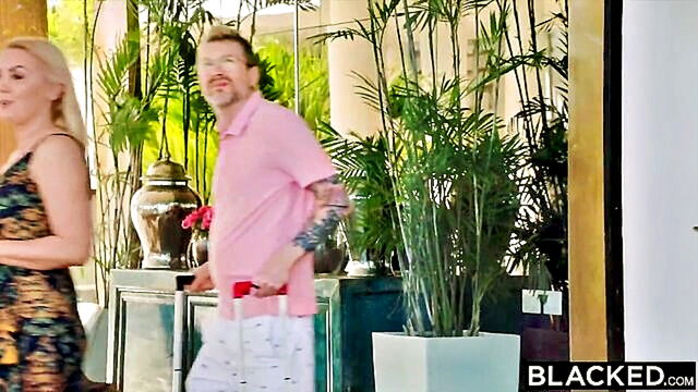 kelly aaron lingerie creampie