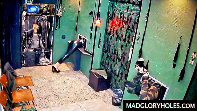 secret gloryhole mission : Madgloryholes