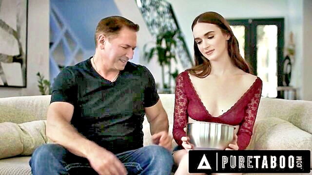 hazel moore - steaming hazel moore gives it all