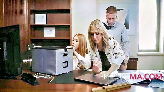 office fuck with milf : FreeUse Milf
