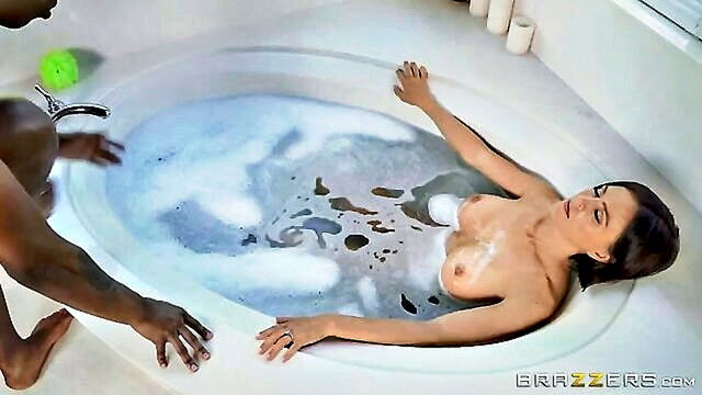 Krissy Lynn - lil d stepsons friend takes krissy lynn by surprise in the bath Brazzers