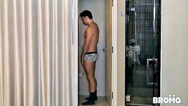 amateur, big cock, brunette - watch addison graham in a steamy gay porn top video