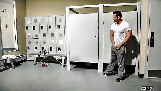 muscular, creampie 235, reality - muscular men compare their endowment in the gym shower