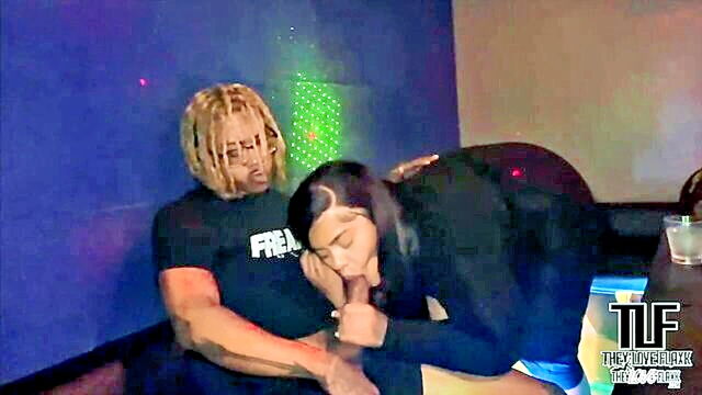 bbw karaoke bar fuck