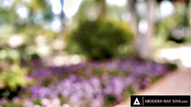 casey calvert, chad alva, arabelle raphael - lesbian ffm threesome cock craving