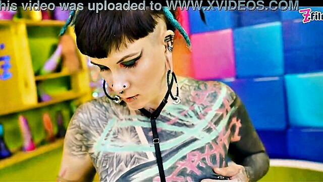 alt girl tattoo fuck