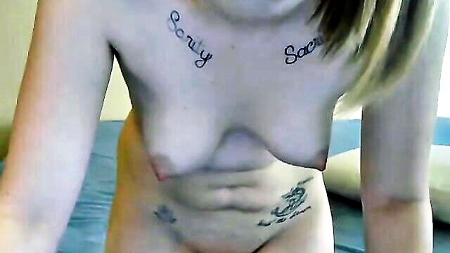 lilmissashes showcases her busty assets during webcam performance on march 15 2017 : webcam