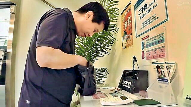 japanese, censored, asian - unlimited penetration for free at a set price in the bank and for bank employees insertion without limits and hairy femmecon shots