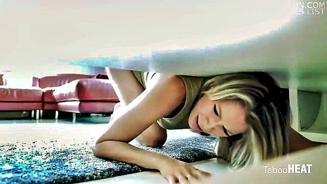 sex video, hd porn, porn video - three mature women and an iphone a free hd threesome video