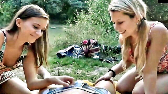mother and daughter indulge in outdoor anal creampie a hd porn adventure : Ultima