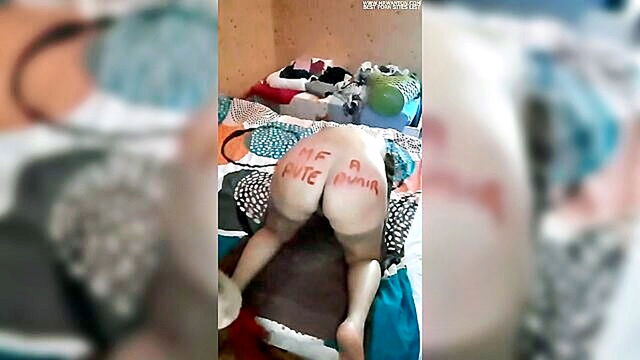 bdsm, french, amateur - spanking and whipping of a disobedient mature slave in a bdsm setting