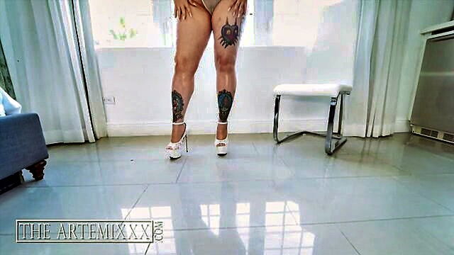 Artemis - big tits creampied The Artemixxx