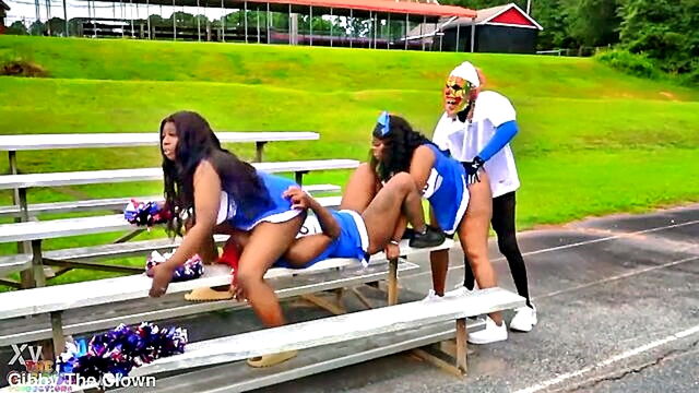 cheerleaders fuck quarterback