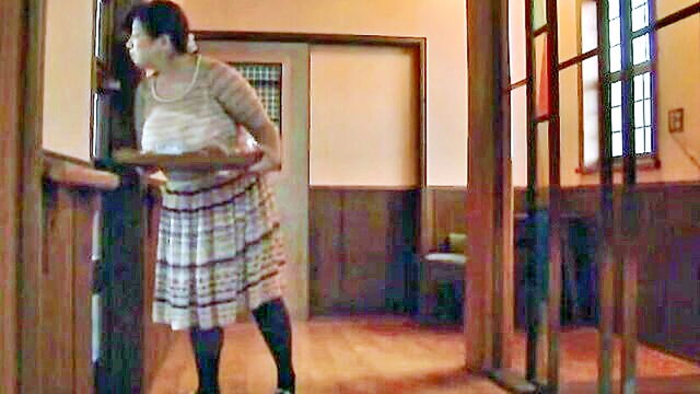 japanese, mom, busty mom - japanese mature mom withlarge breasts in free xxx video