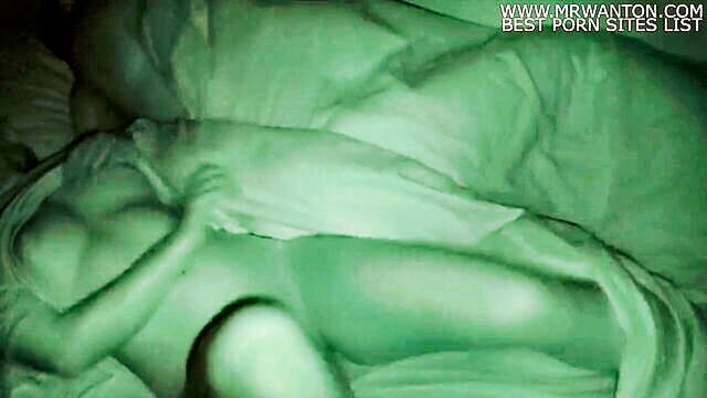 petite russian teen masturbates to climax in absent boyfriend : Babes