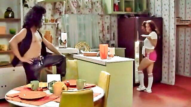 Ginger - sexy blonde bombshell gives sloppy blowjob in steamy parody scene