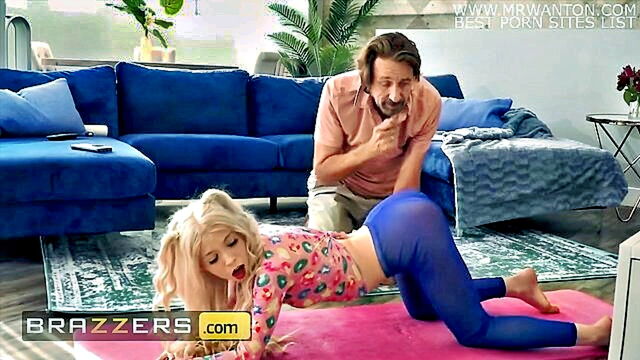kenzie reevess experiences an intense tremble of pleasure during yoga practice : Ultima