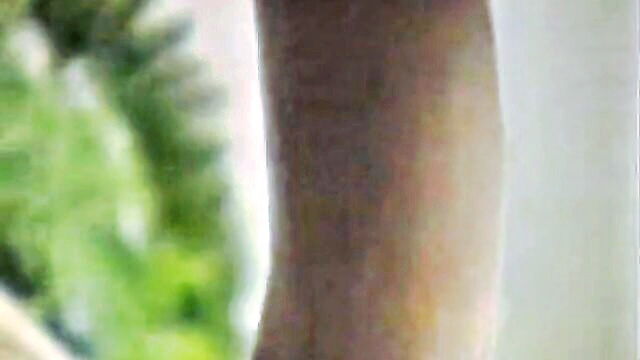 mary a curvy amateur milf performs a deepthroat and gets penetrated from the side : Bang