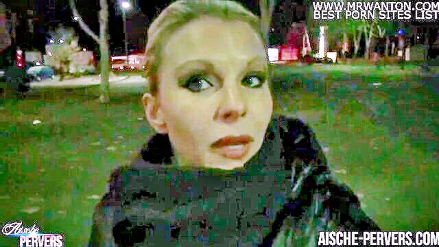 Aische Pervers - oral sex with two unknown men in berlin Model Aische