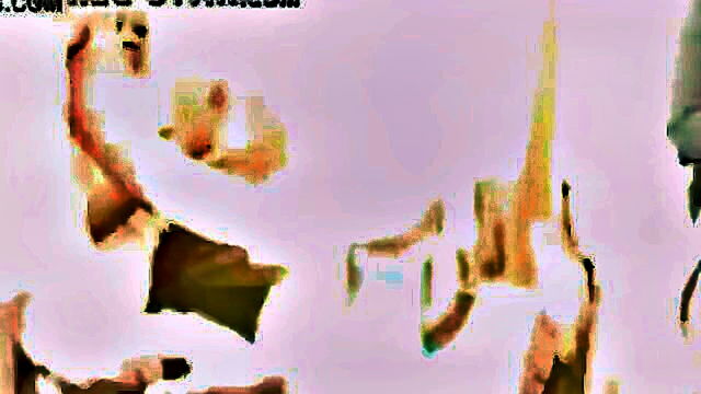 amateur teen gets surprised facial during a wild party : Dancing Bear