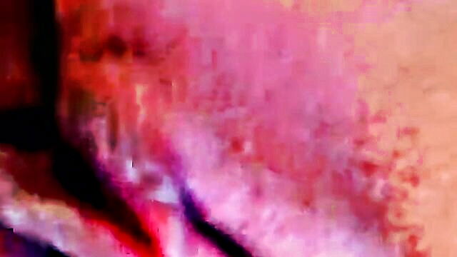 filmando, novinha, ela - teen girl hooks up for anal session recorded from behind