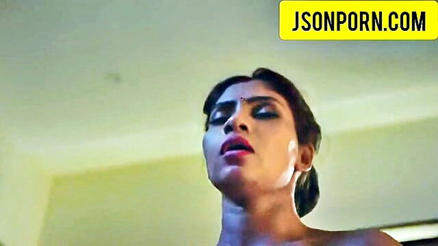 indian girl suhagraat performs oral sex and receives cum in her mouth and anus : Girl Girl