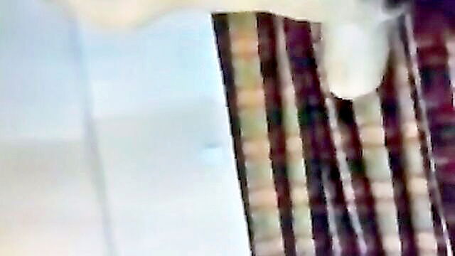 ultimate viewing experience muslim friends wife caught in compromising position : Ultima