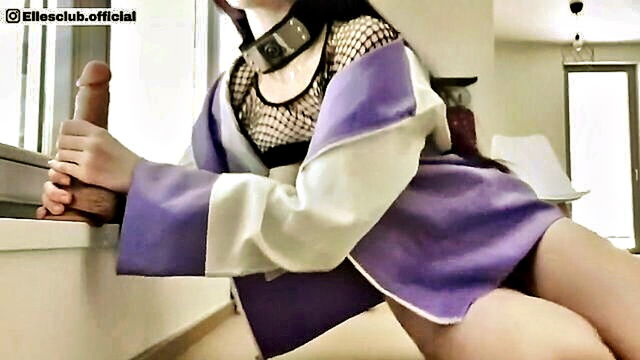 hinatas naughty side czech amateur solo play with squirting : cosplay