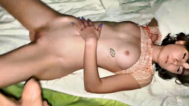 blowjob, amateur, teen - got intimacy with a friend who was exhausted