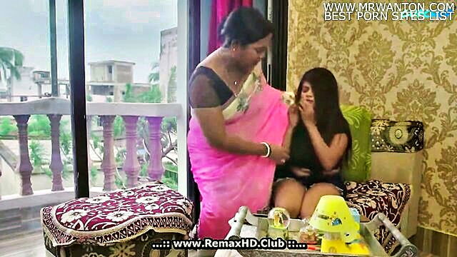Nazar - watch the seductive mousi ki gandi nazar in a short indian porn video