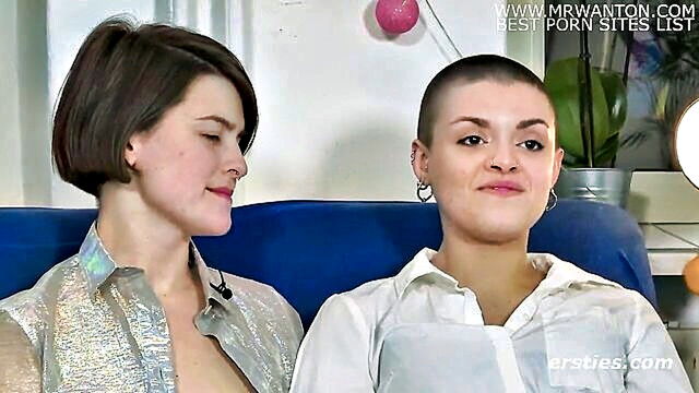 Luna - splendid ass german luna indulges tumpies desires Ersties