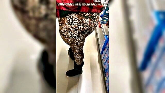 amateur bbw in leopard leggings getting naughty : Ultima