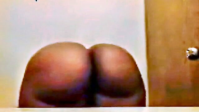 ass, thick, big butt - mrs gorilla with voluptuous curves showcasing her impressive butt while twerking