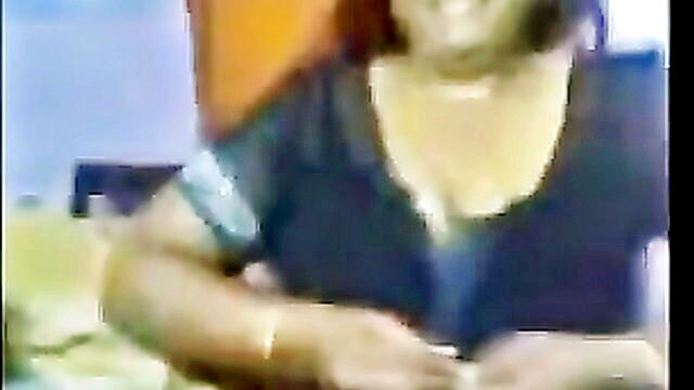 Tamil aunty - vanaja ramasamys sensual breast fondling video goes viral Tamil aunty
