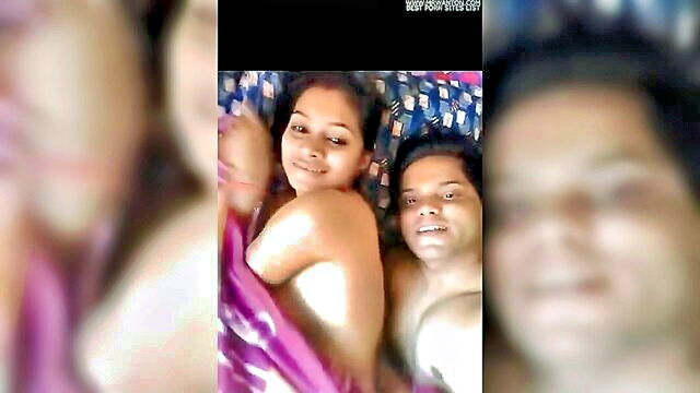 amateur indian swingers indulge in a wild threesome : Desi Wife