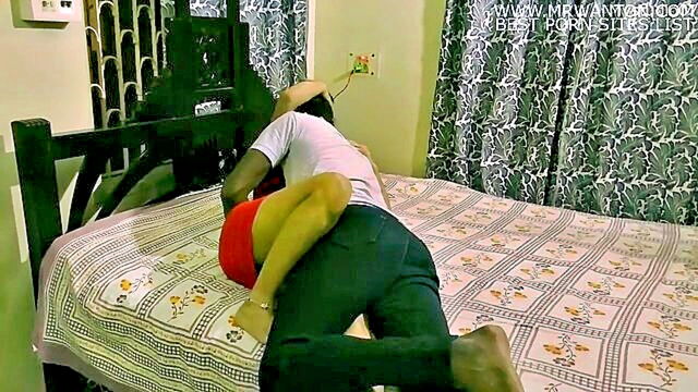 bhabhis husband wants to fuck and cum inside an amateur asian housewife : Mystudio07