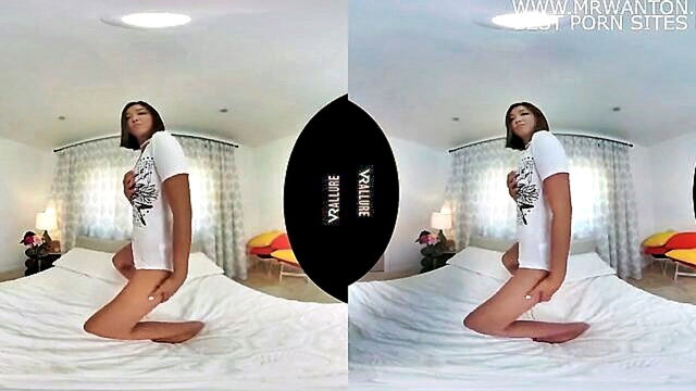 experience an intimate 180° virtual reality encounter with a petite asian babe in this hd virtual masturbation video : VR Allure