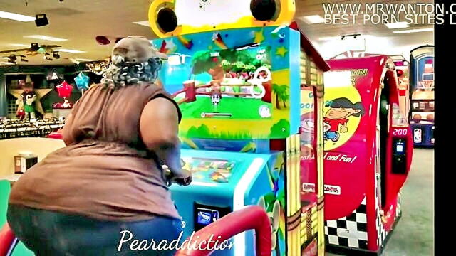 big ass, big black ass, hd porn - free big ass amateur video 76 at the arcade on xhamster