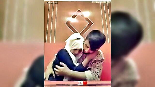 hot smooch in a bengali restaurant between boyfriend and girlfriend : Bang