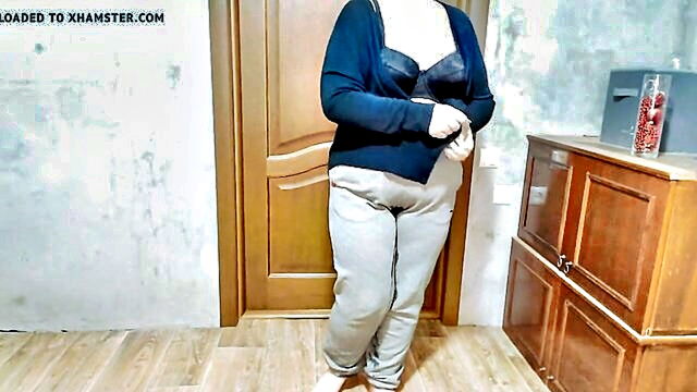 russian, big butt, homemade - russian amateur milfs in wet sweatpants and pee play