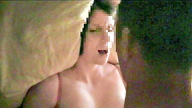 severines unwillingness to have sex with gwen in a homemade amateur video : XES