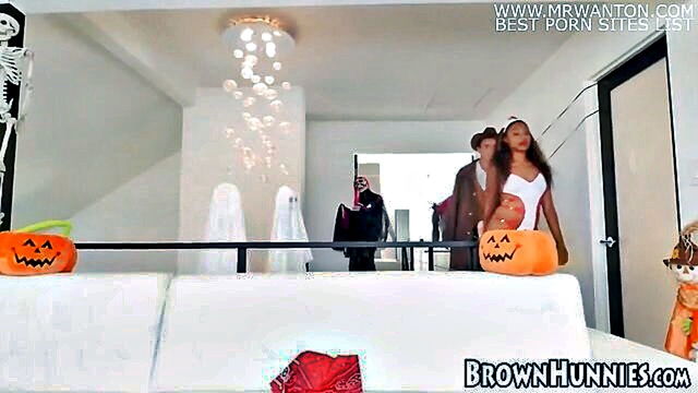 Chanell Heart - chanell heart an ebony goddess gets tricked and pleasured for halloween cosplay