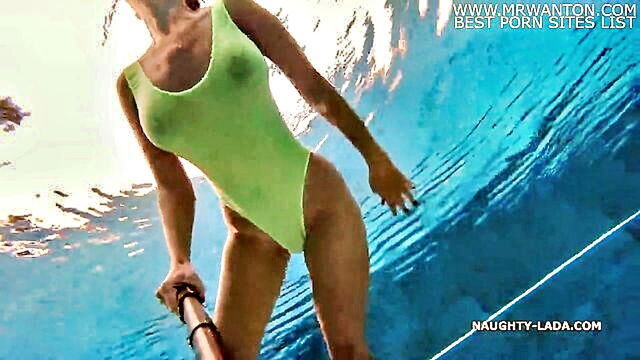 public pool swimwear watch me in my see through swimsuit : Ultima