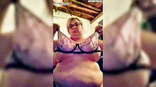 american, amateur, big natural boobs - amateur american milf with natural bouncing tits struggles with tight bra