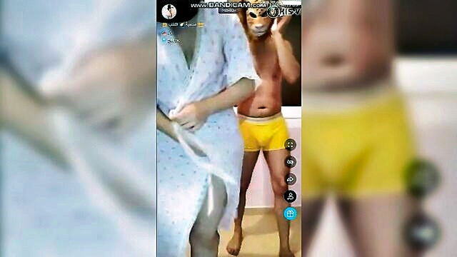 tango enjoys a private webcam session with a niqab wearing moroccan girl : webcam