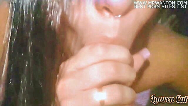 cumshot, teen, cum - bella ragazza bruna succhia e prende il sperma in bocca le piace ingoiare il sperma esplosione di sperma sesso te stress ragazza ragazzo amatoriale ragazza amatrice sesso anale voyeur close up amore lesbico