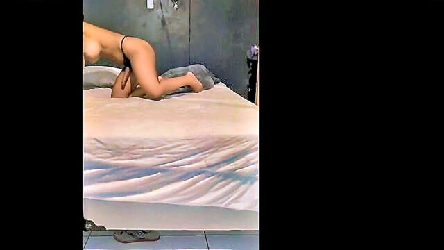 amateur couple enjoys bdsm with hotwife and her submissive partner : Strap On