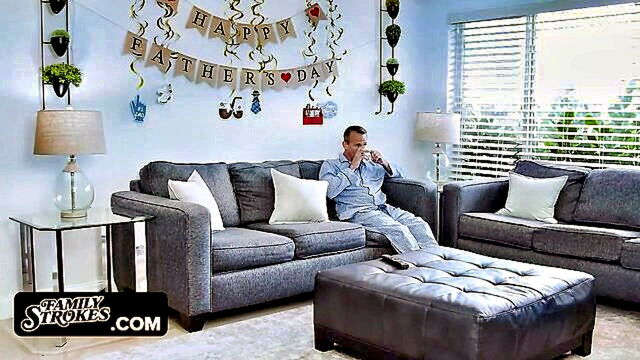 filthy rich - Stepdaughter xxxbp Video Smiling Again Stepdaddy