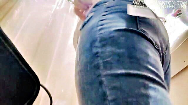 moms wild adventure with a butt plug during shopping in tight jeans and possible public nudity : Clips4Sale