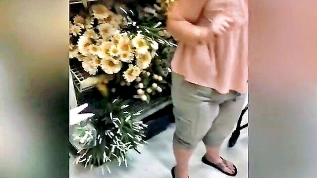 american granny with big butt gets naughty in part 1 : Pawg